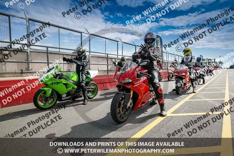 donington no limits trackday;donington park photographs;donington trackday photographs;no limits trackdays;peter wileman photography;trackday digital images;trackday photos